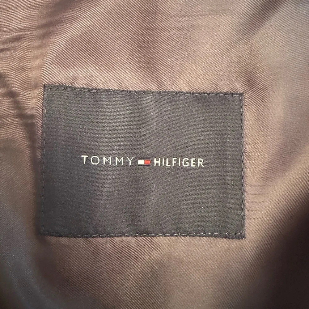 Tommy‎ Hilfiger 100% Wool Blazer Mens Size 44L Gray Sport Coat Mint Condition